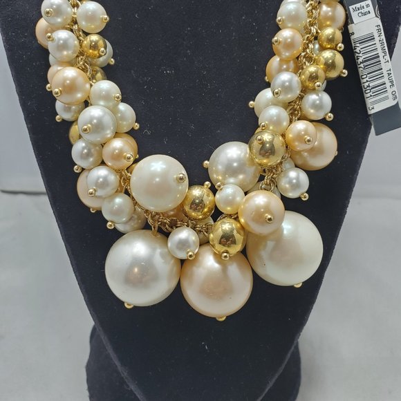 AQUA Faux pearl cluster multi beaded with taupe fabric bib necklace - Picture 2 of 7